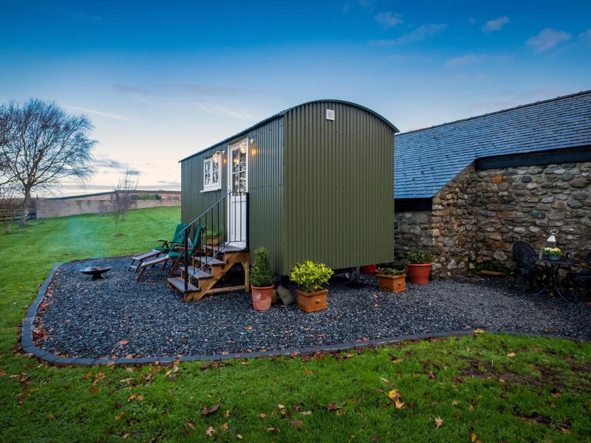 The Pleasant Hut At Mountpleasant Farm Villa Ulverston Exterior photo