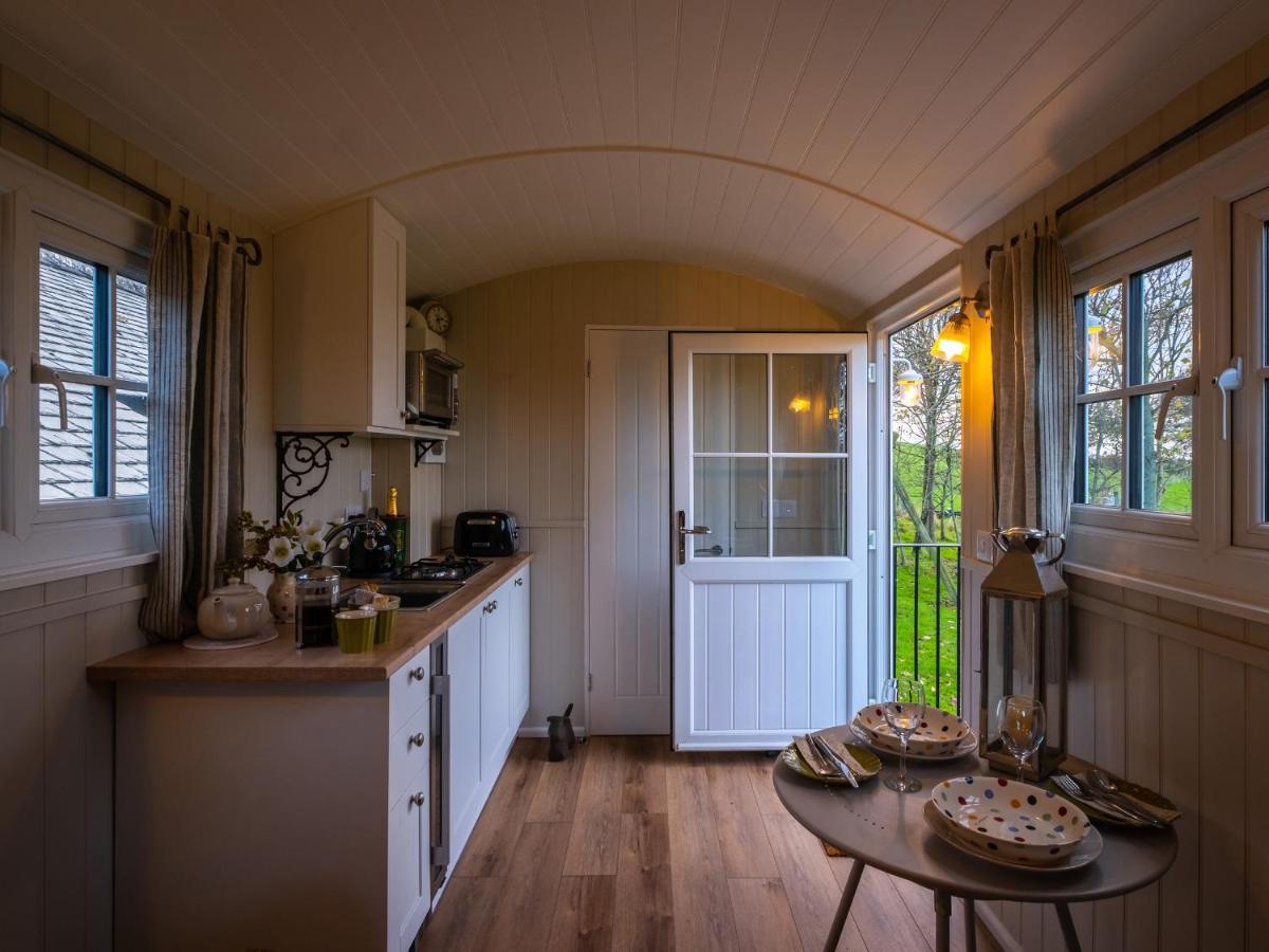The Pleasant Hut At Mountpleasant Farm Villa Ulverston Exterior photo